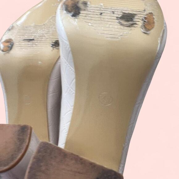 White faux leather knee high boots - Picture 4 of 4